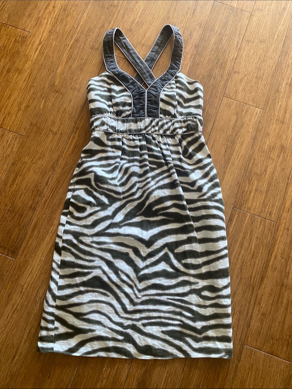 Banana republic linen Zebra Print V-Neck Midi Dress brown White, pockets